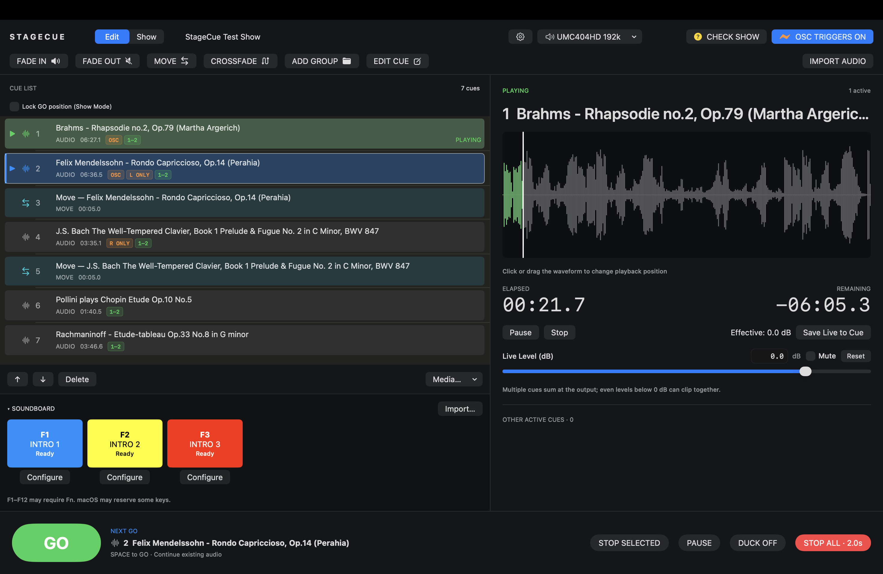 StageCue showing an active cue, its waveform, and playback controls.